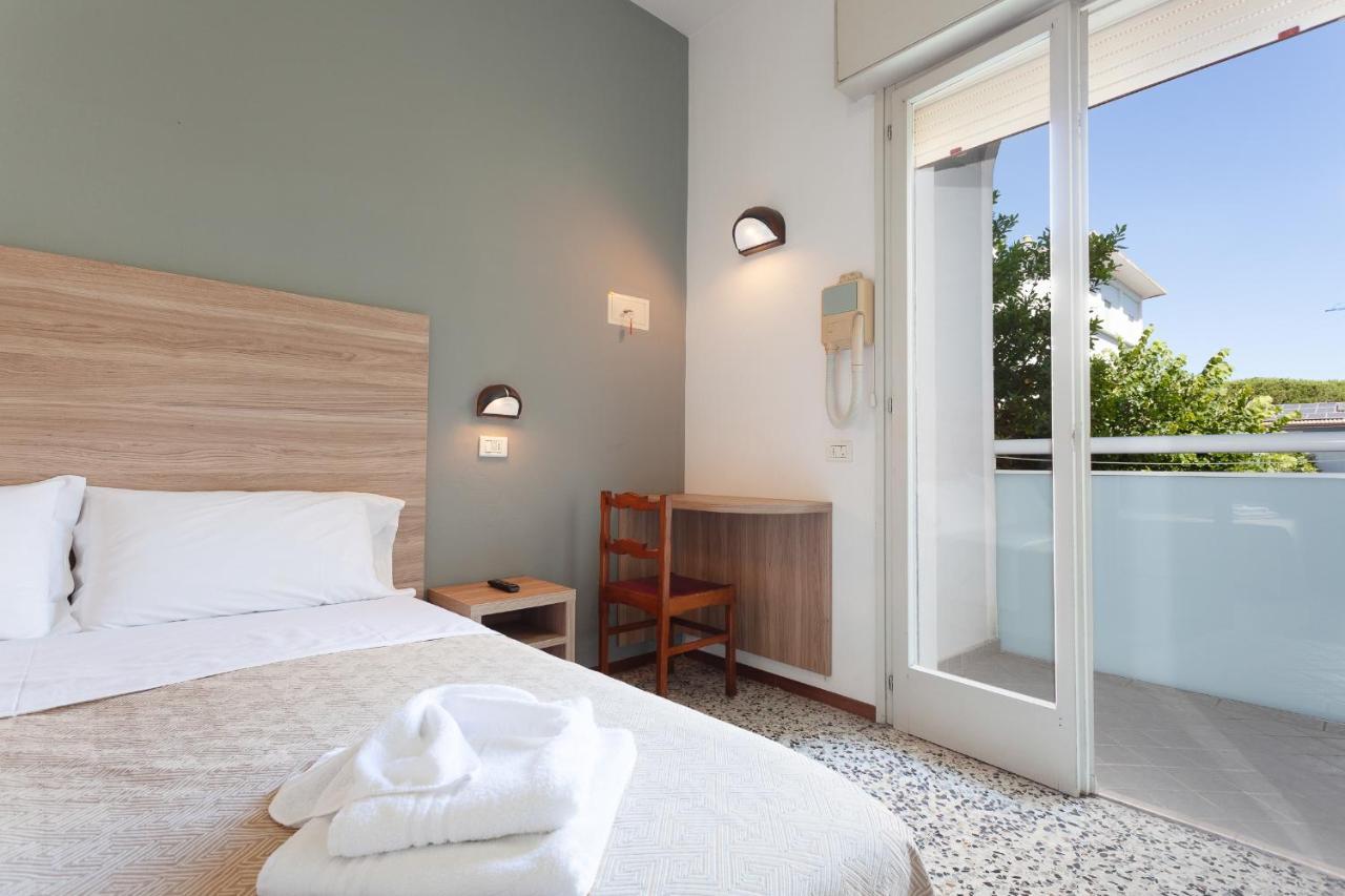 Hotel Admiral Cesenatico Dış mekan fotoğraf