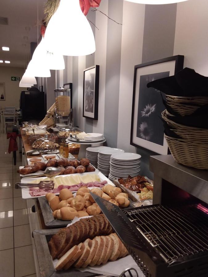 Hotel Admiral Cesenatico Dış mekan fotoğraf