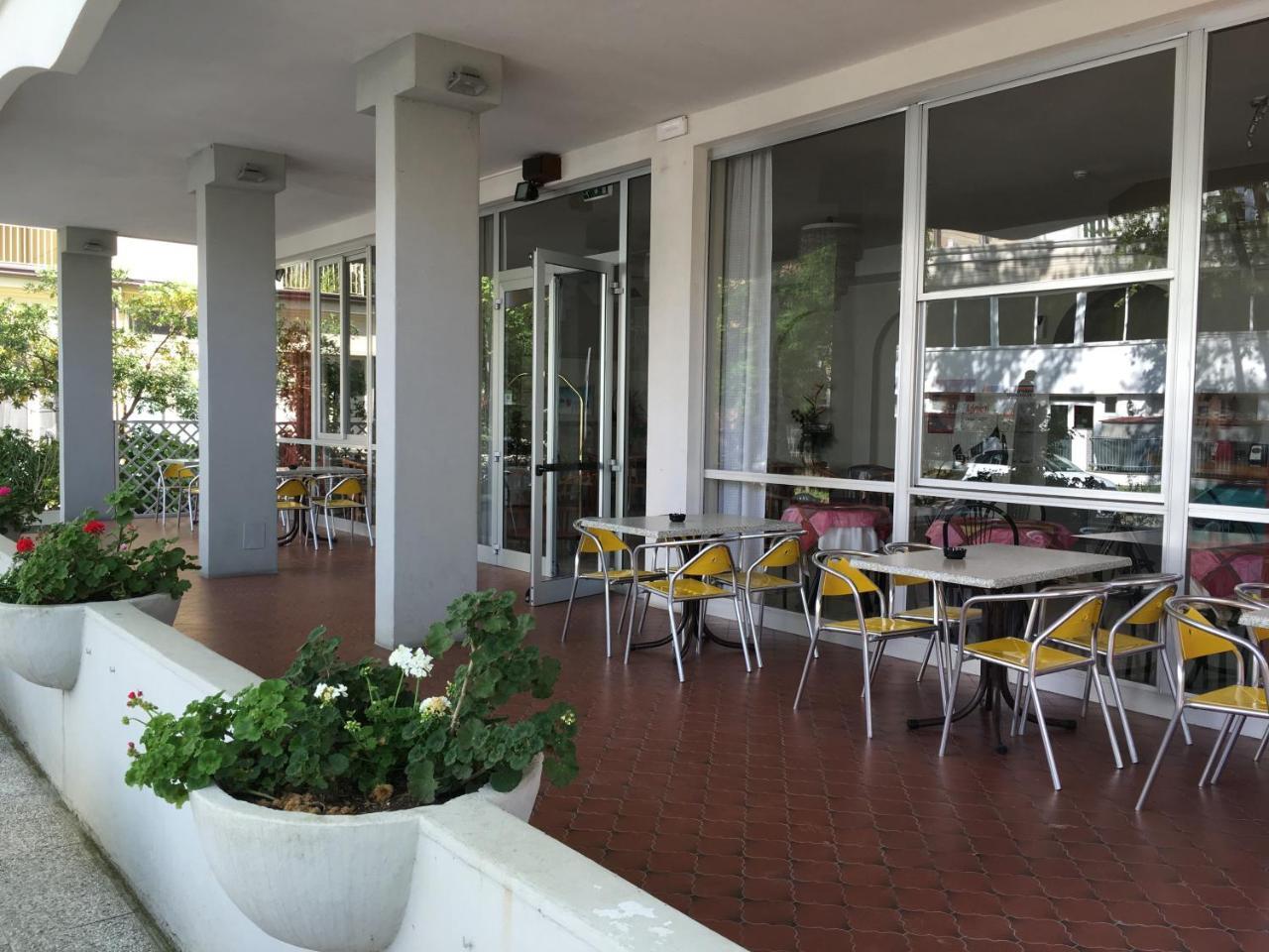 Hotel Admiral Cesenatico Dış mekan fotoğraf