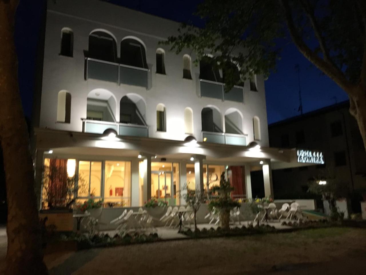 Hotel Admiral Cesenatico Dış mekan fotoğraf