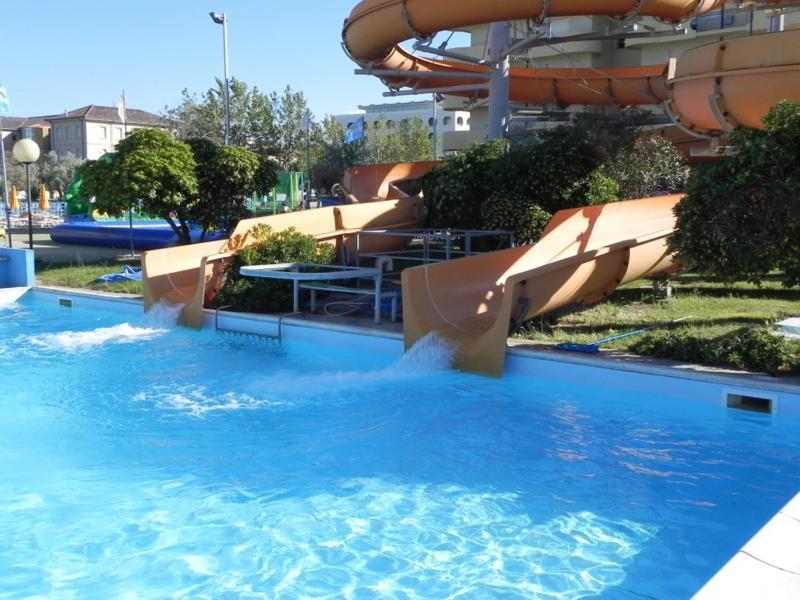 Hotel Admiral Cesenatico Dış mekan fotoğraf