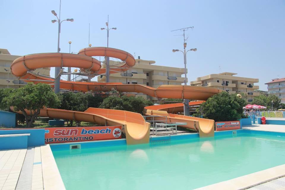 Hotel Admiral Cesenatico Dış mekan fotoğraf